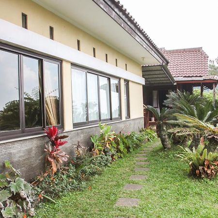 Aldeoz Villa Ciater Sarireja Exterior foto